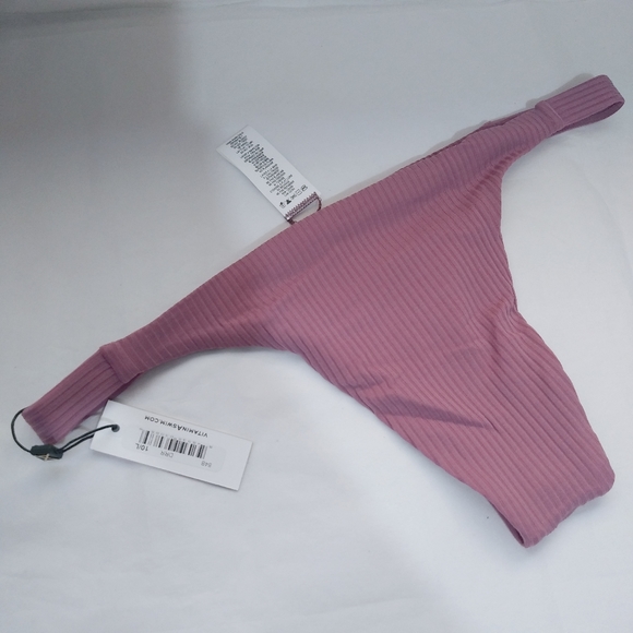 VITAMIN A
ROSE RIB CARMEN BOTTOM - Picture 4 of 7